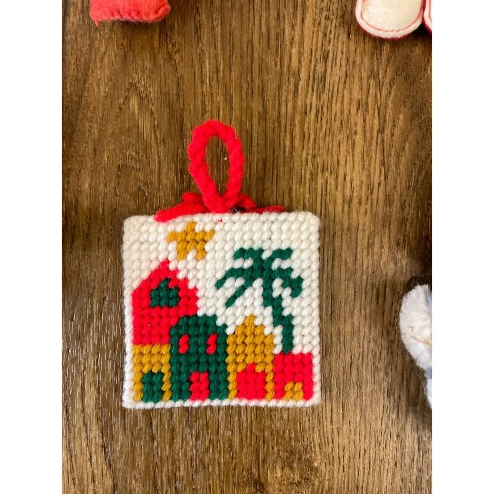 Vintage Christmas Ornaments Handmade Cross Stitch Lot Santa Snowman 1970's‎ 80's